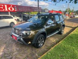 RENAULT - DUSTER - 2012/2013 - Verde - R$ 51.900,00