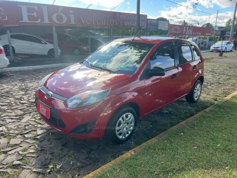 FORD - FIESTA - 2013/2013 - Vermelha - R$ 29.900,00