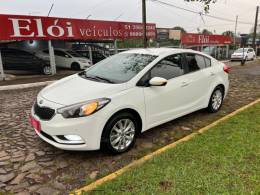 KIA MOTORS - CERATO - 2013/2014 - Branca - R$ 69.900,00