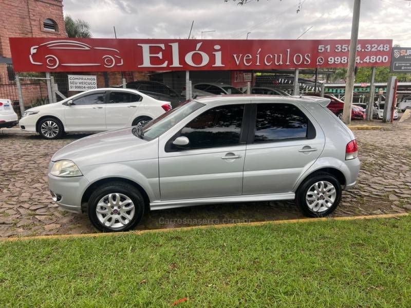 FIAT - PALIO - 2008/2009 - Prata - R$ 30.900,00