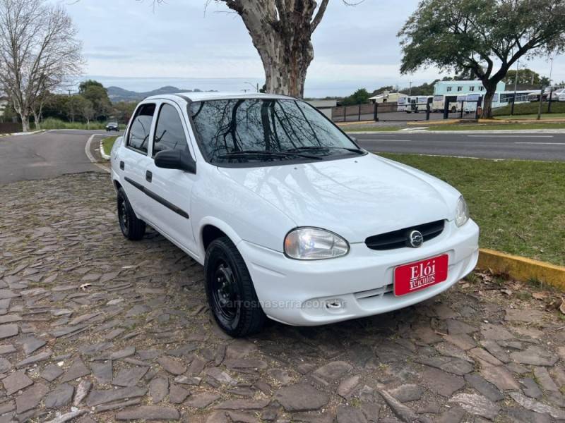 CHEVROLET - CORSA - 2004/2004 - Branca - Sob Consulta