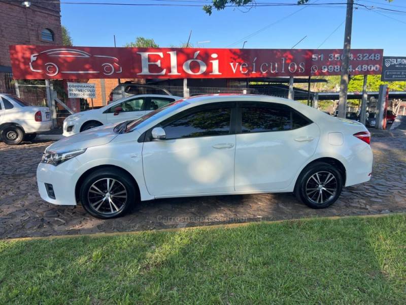 TOYOTA - COROLLA - 2014/2015 - Branca - R$ 88.900,00