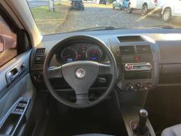 VOLKSWAGEN - POLO - 2009/2010 - Branca - R$ 38.900,00