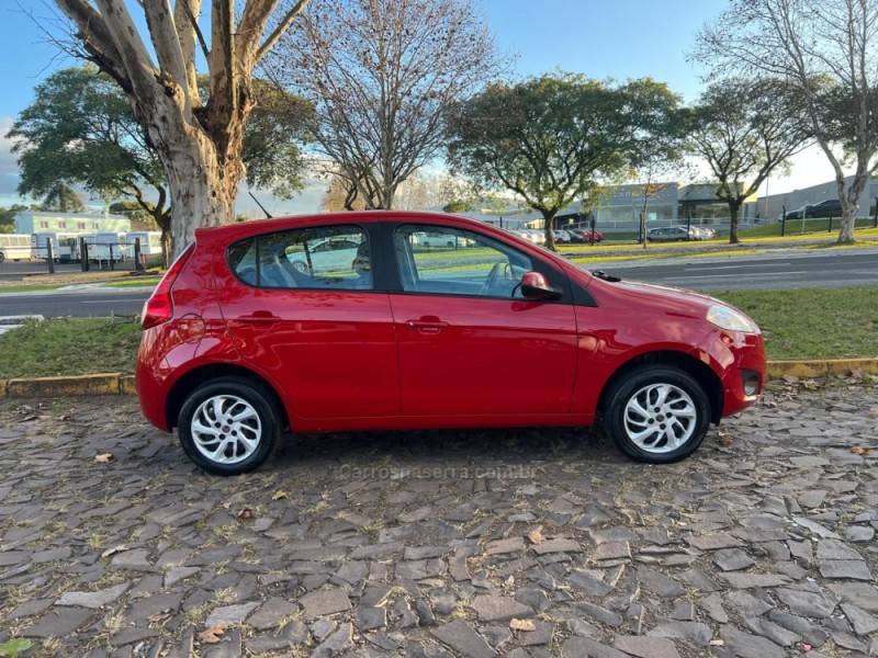 FIAT - PALIO - 2012/2013 - Vermelha - R$ 36.900,00