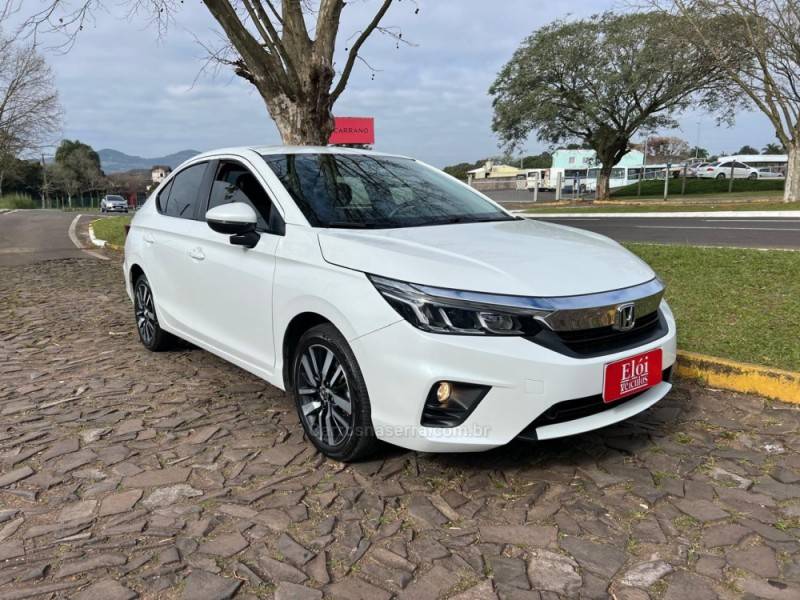 HONDA - CITY - 2022/2023 - Branca - R$ 112.900,00