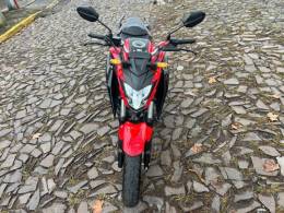 HONDA - CB 300F TWISTER - 2023/2024 - Vermelha - R$ 26.900,00