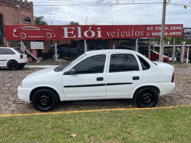 CHEVROLET - CORSA - 2004/2004 - Branca - Sob Consulta