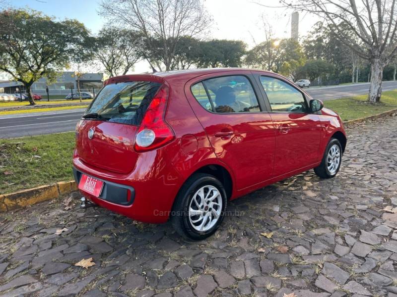 FIAT - PALIO - 2012/2013 - Vermelha - R$ 36.900,00