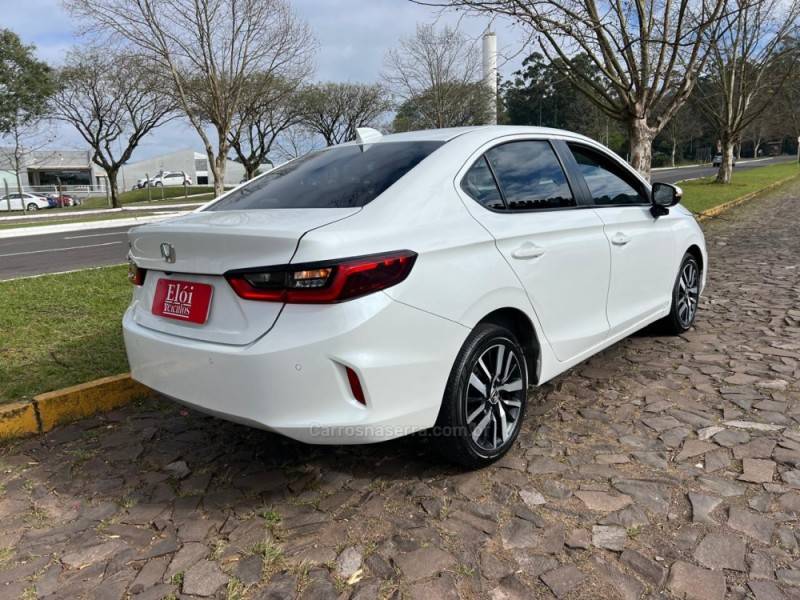 HONDA - CITY - 2022/2023 - Branca - R$ 112.900,00