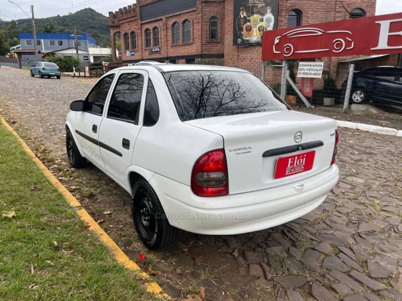 CHEVROLET - CORSA - 2004/2004 - Branca - Sob Consulta