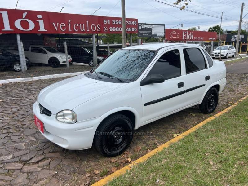CHEVROLET - CORSA - 2004/2004 - Branca - Sob Consulta