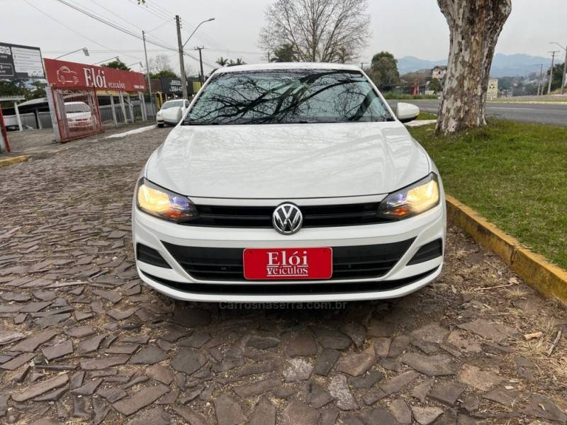 VOLKSWAGEN - POLO - 2020/2021 - Branca - R$ 69.900,00