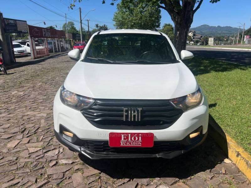 FIAT - STRADA - 2020/2021 - Branca - R$ 85.900,00