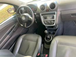 VOLKSWAGEN - SAVEIRO - 2012/2012 - Branca - R$ 47.900,00