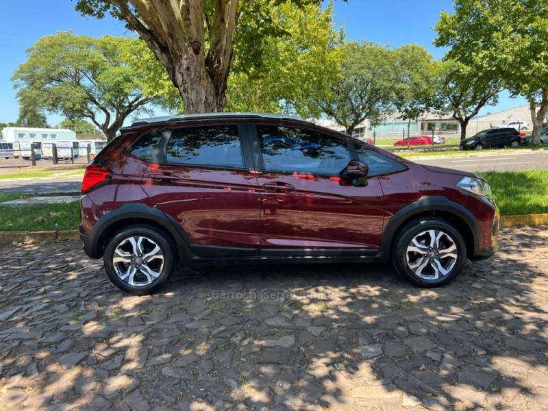 HONDA - WRV - 2017/2018 - Vermelha - R$ 83.900,00