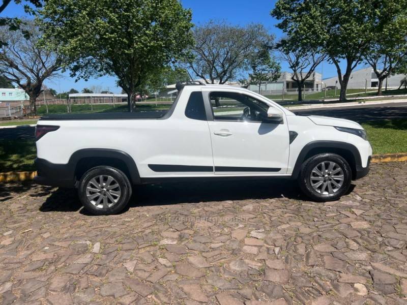 FIAT - STRADA - 2020/2021 - Branca - R$ 85.900,00