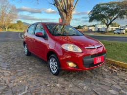 FIAT - PALIO - 2012/2013 - Vermelha - R$ 36.900,00