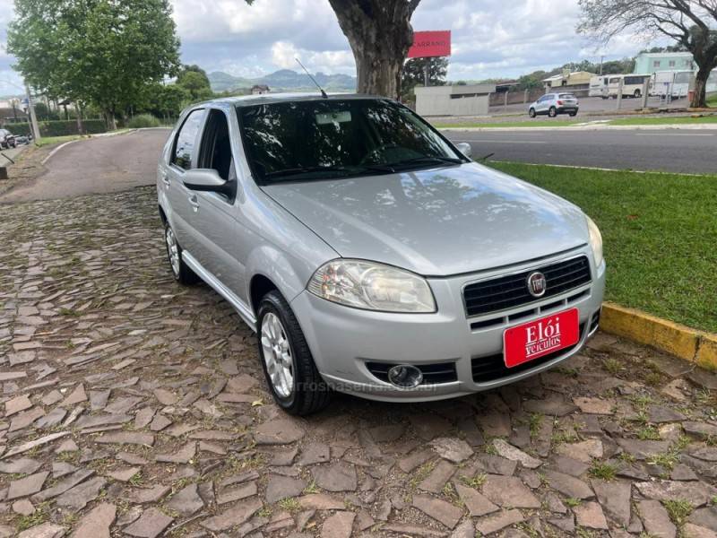 FIAT - PALIO - 2008/2009 - Prata - R$ 30.900,00