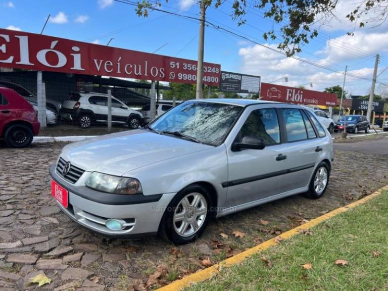 VOLKSWAGEN - GOL - 2004/2004 - Prata - R$ 24.900,00