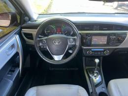 TOYOTA - COROLLA - 2014/2015 - Branca - R$ 88.900,00