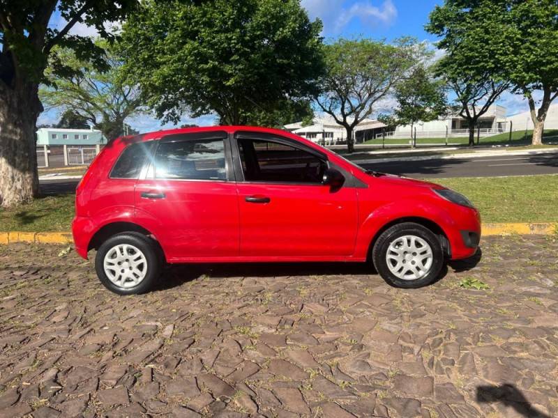 FORD - FIESTA - 2013/2013 - Vermelha - R$ 29.900,00