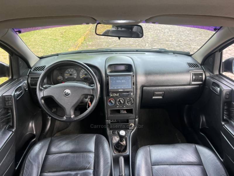 CHEVROLET - ASTRA - 2008/2009 - Preta - R$ 36.900,00