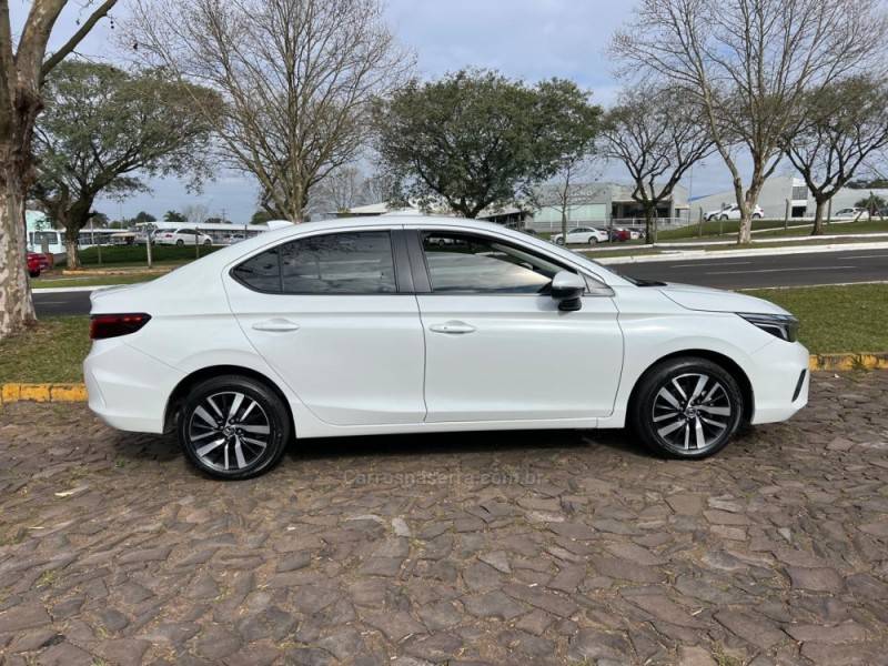 HONDA - CITY - 2022/2023 - Branca - R$ 112.900,00