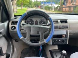 VOLKSWAGEN - GOL - 2000/2001 - Cinza - R$ 8.500,00