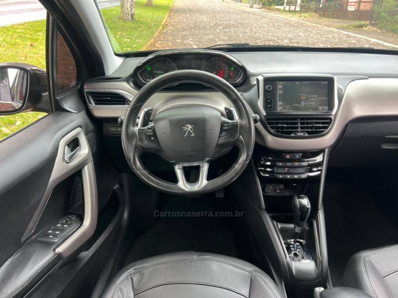 PEUGEOT - 208 - 2016/2017 - Marrom - R$ 57.900,00