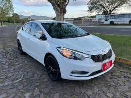 KIA MOTORS - CERATO - 2013/2014 - Branca - R$ 69.900,00